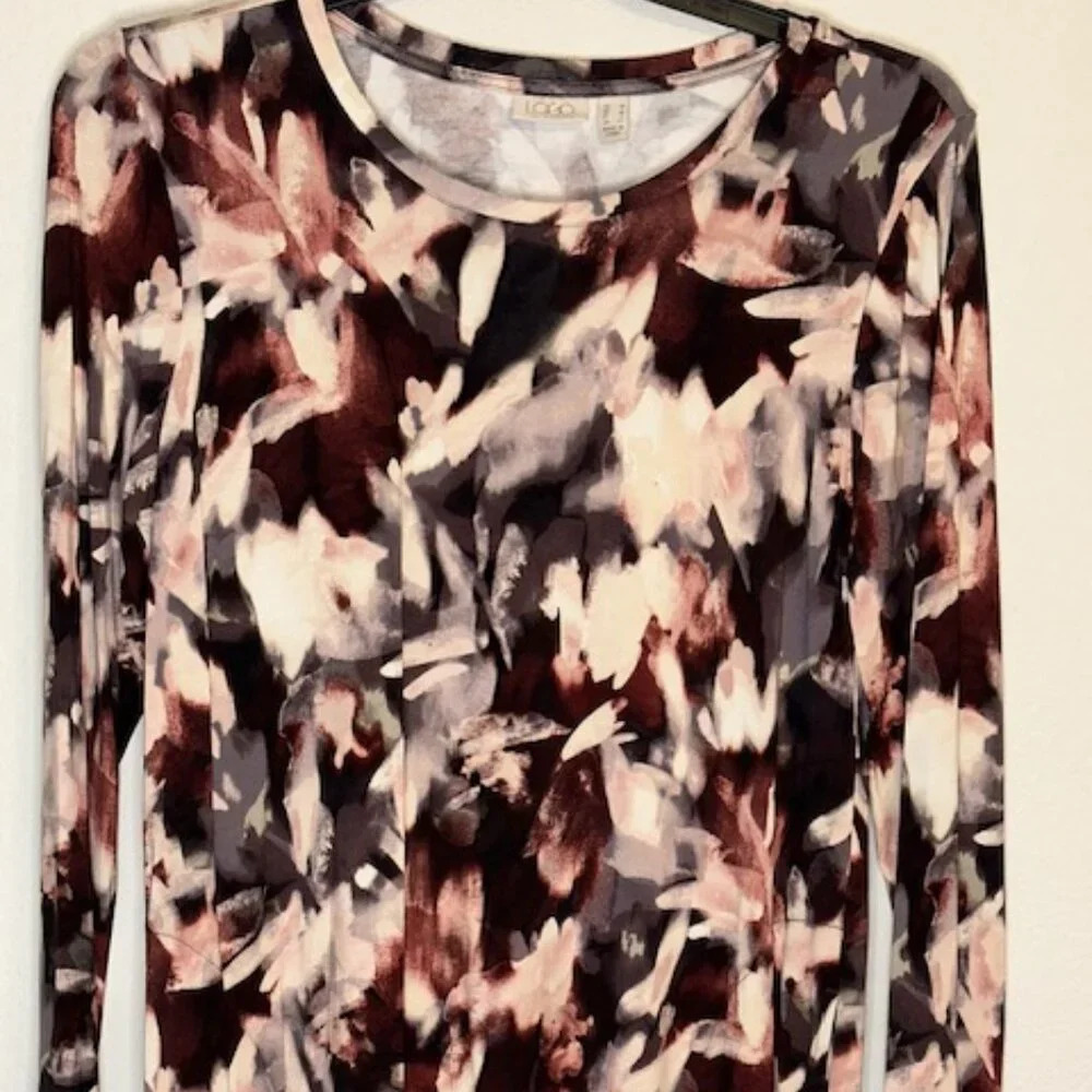 LOGO by Lori Goldstein‎ Rayon 230 Midnight Floral Long Sleeve Neutral